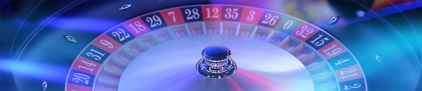 Antarmuka permainan kasino Microgaming di aplikasi mposun dengan pilihan permainan slot dan meja